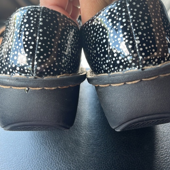 SAVVY black and white Slip Resistant Mary Jane Flats - Picture 5 of 5